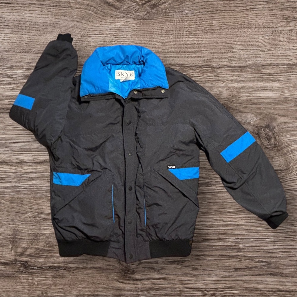 VINTAGE 70s 80s SKYR Ski Jacket | Retro Insulated Blue/Black Outerwear
